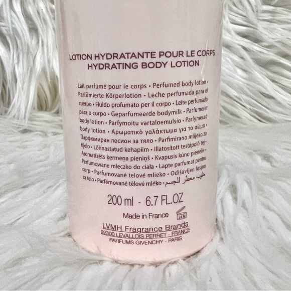 Givenchy Irresistible eau de toilette and hydrating body lotion - Picture 3 of 4